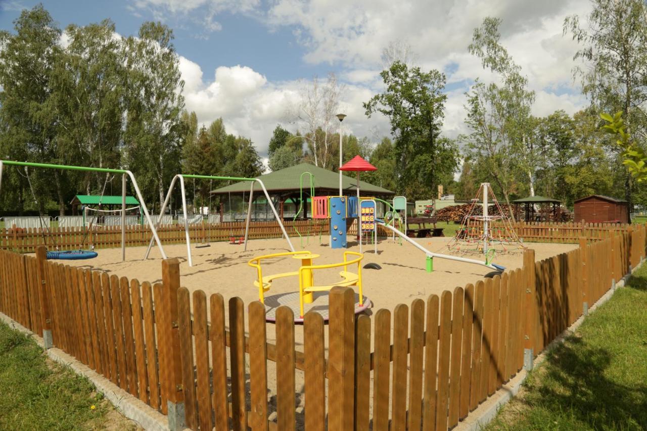 Camping Oaza Blonie Kornik Domki Standard Plus - 3 Pokoje Exterior photo